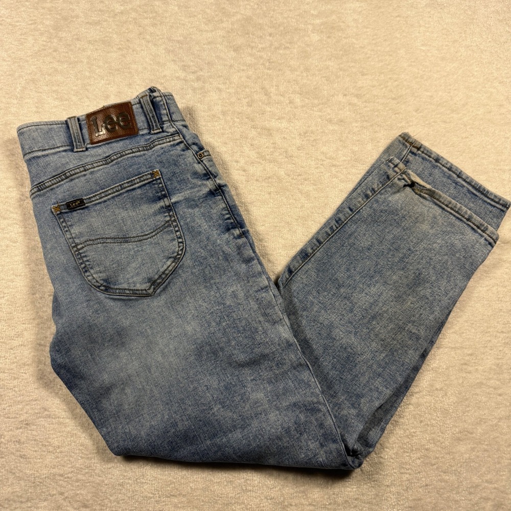 Lee Extreme Motion Athletic Fit Tapered Leg Mens Jeans 34x32 Light Wash